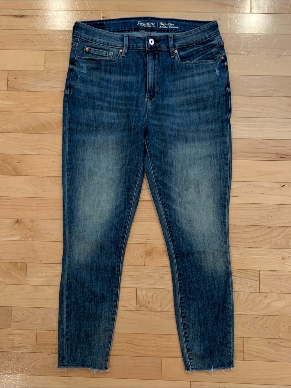 Signature by Levi Strauss High-Rise Ankle Skinny Jeans Size 10 W30 Distressed